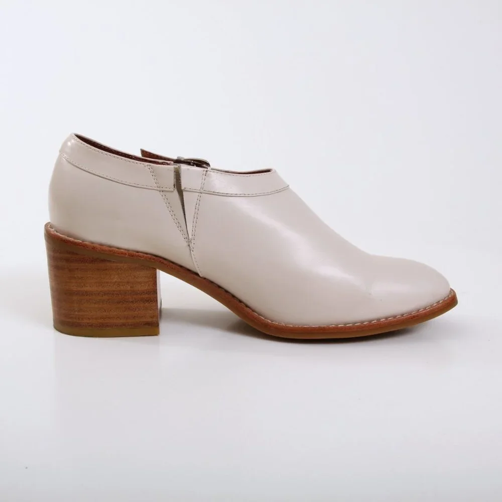 Jeffrey Campbell Warren Buckle Ankle Boots Beige Women‎ Size 8.5